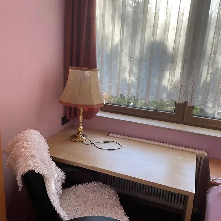 Suburb Hostel Purkersdorf